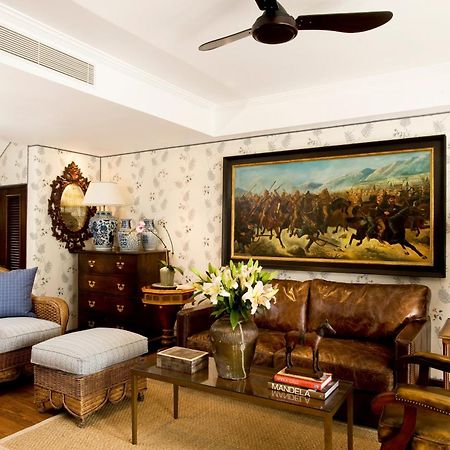 Hotel The Oyster Box Umhlanga Rocks Camera foto A living room